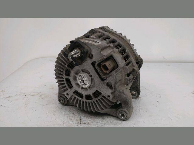 bontott RENAULT MEGANE IV Generátor