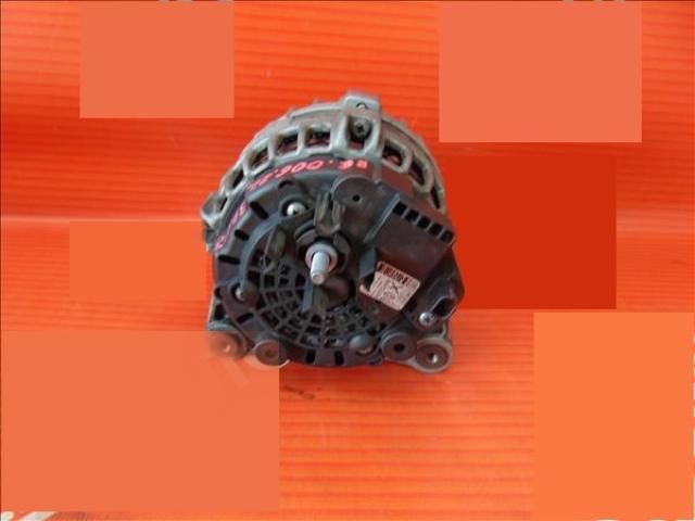 bontott RENAULT MEGANE IV Generátor