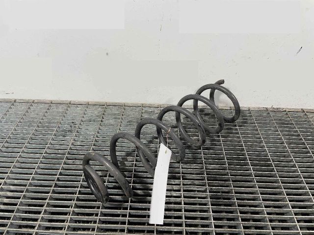 bontott RENAULT MEGANE IV Hátsó Rugó