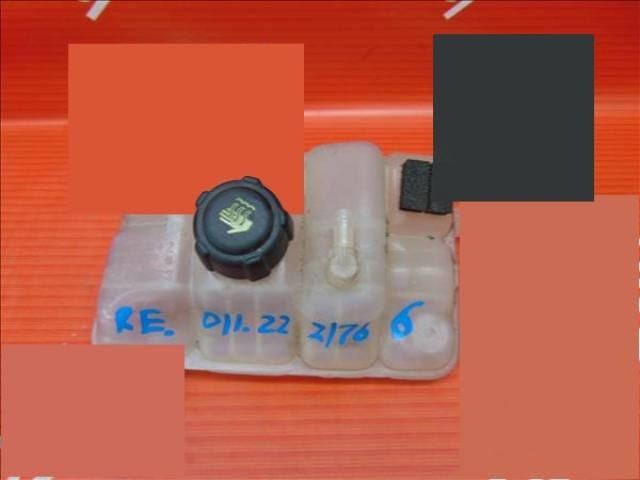 bontott RENAULT MEGANE IV Kiegyenlítő Tartály