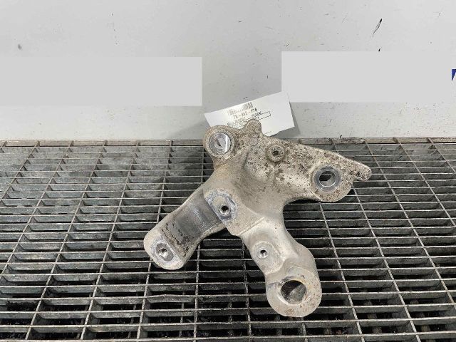 bontott RENAULT MEGANE IV Motor Tartó Bak Jobb