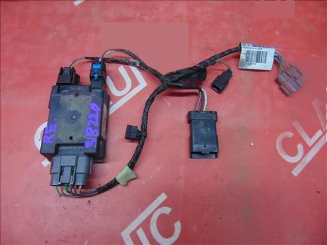 bontott RENAULT MEGANE IV Üzemanyag Szivattyú Relé