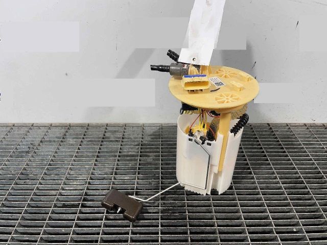 bontott RENAULT MEGANE IV Üzemanyag Szivattyú