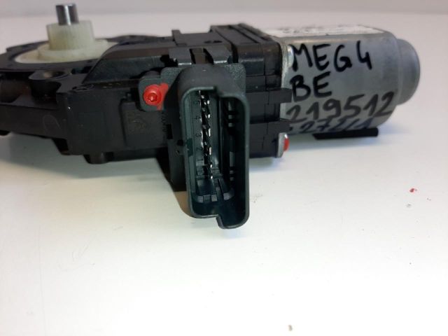 bontott RENAULT MEGANE IV Bal első Ablakemelő Motor