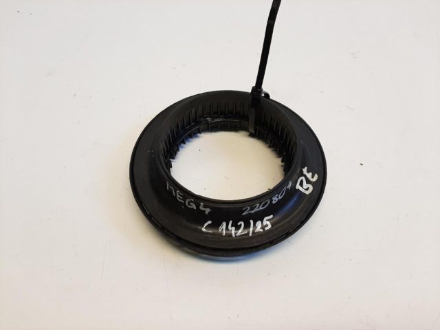 bontott RENAULT MEGANE IV Bal első Toronycsapágy