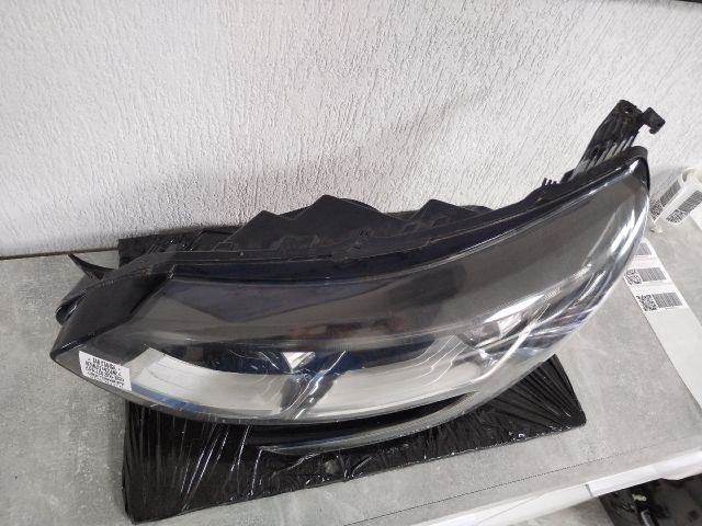 bontott RENAULT MEGANE IV Bal Fényszóró