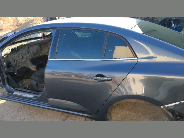 bontott RENAULT MEGANE IV Bal hátsó Ajtó (Részeivel)