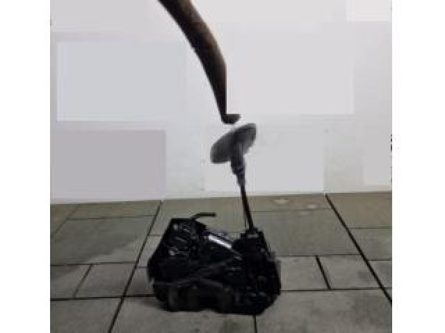 bontott RENAULT MEGANE IV Bal hátsó Ajtózár