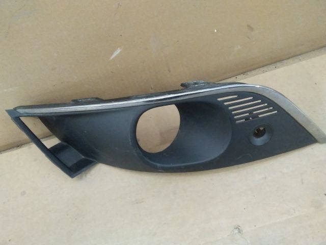 bontott RENAULT MEGANE IV Bal Ködlámpa Rács