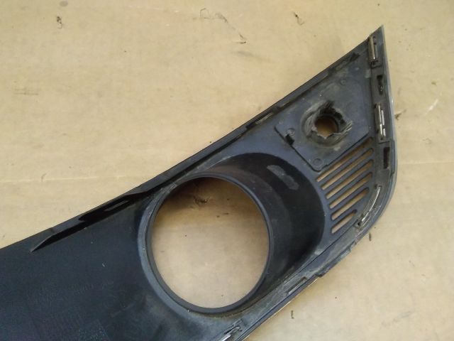 bontott RENAULT MEGANE IV Bal Ködlámpa Rács