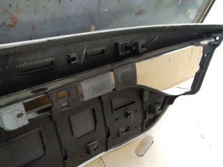 bontott RENAULT MEGANE IV Csomagtérajtó Burkolat Alsó