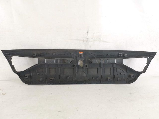 bontott RENAULT MEGANE IV Csomagtérajtó Díszléc