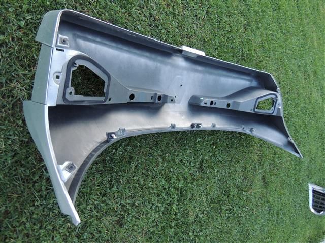 bontott RENAULT MEGANE IV Csomagtérajtó Díszléc