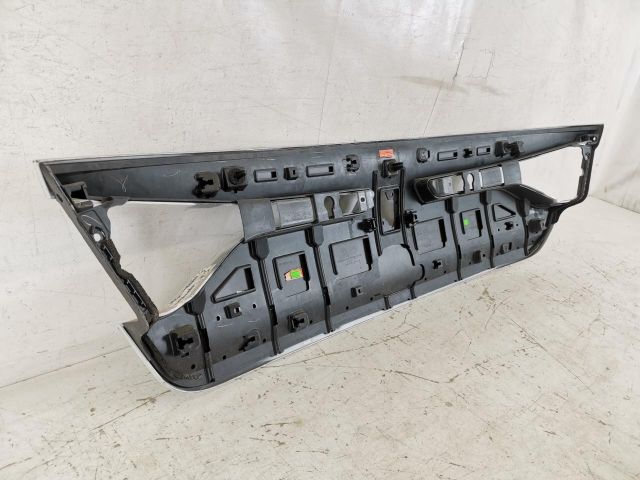 bontott RENAULT MEGANE IV Csomagtérajtó Díszléc
