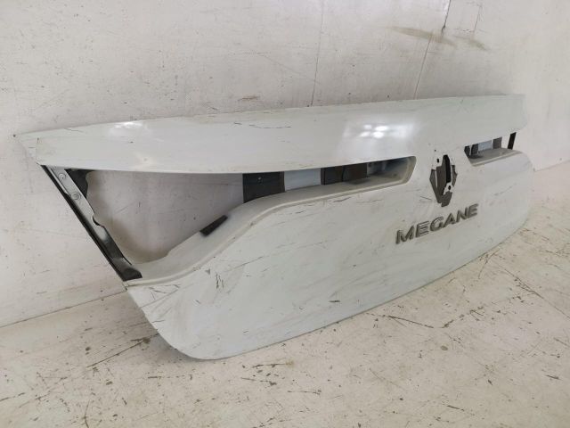 bontott RENAULT MEGANE IV Csomagtérajtó Díszléc