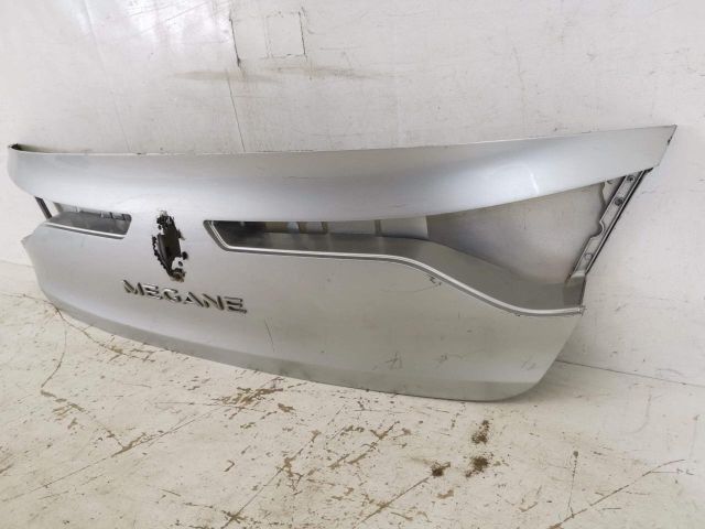 bontott RENAULT MEGANE IV Csomagtérajtó Díszléc