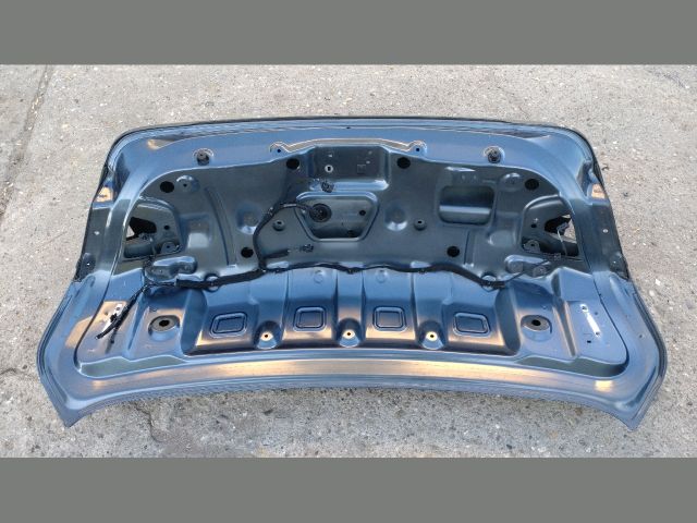 bontott RENAULT MEGANE IV Csomagtérajtó (Üres lemez)