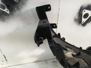 bontott RENAULT MEGANE IV Első Lökhárító Alsó Középső Díszrács