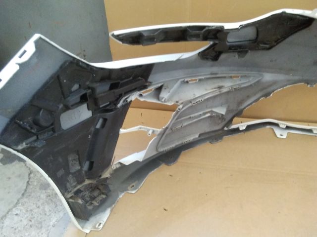 bontott RENAULT MEGANE IV Első Lökhárító (Üresen)