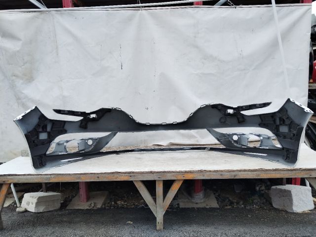 bontott RENAULT MEGANE IV Első Lökhárító (Üresen)