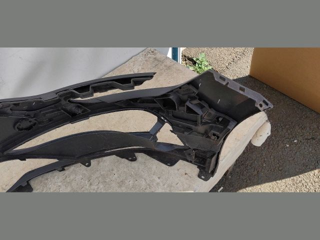 bontott RENAULT MEGANE IV Első Lökhárító (Üresen)