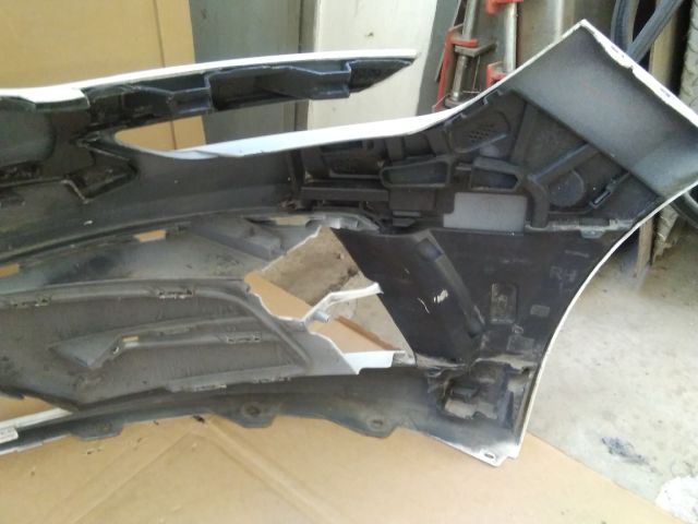 bontott RENAULT MEGANE IV Első Lökhárító (Üresen)