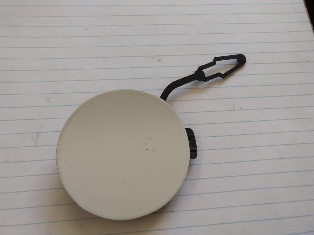 bontott RENAULT MEGANE IV Első Vonószem Burkolat