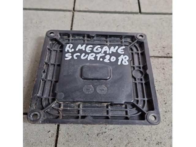 bontott RENAULT MEGANE IV Fényszóró Elektronika