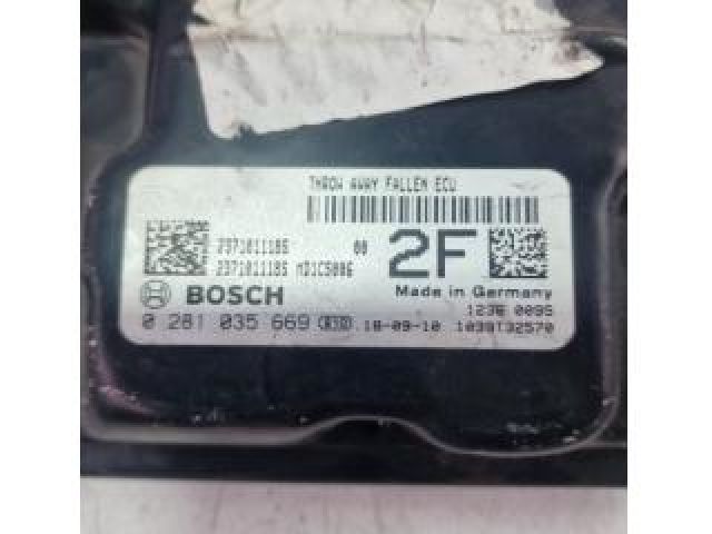 bontott RENAULT MEGANE IV Grandtour Motorvezérlő