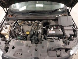 bontott RENAULT MEGANE IV Grandtour Bal B Oszlop Burkolat