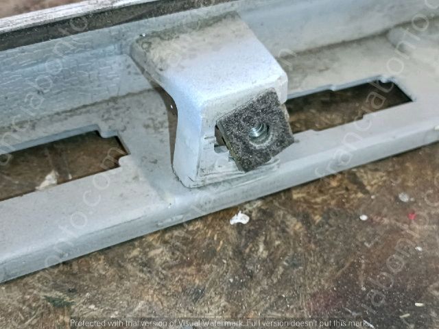 bontott RENAULT MEGANE IV Grandtour Csomagtérajtó Díszléc