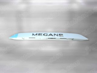 bontott RENAULT MEGANE IV Grandtour Csomagtérajtó Díszléc