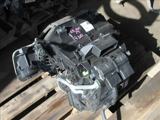 bontott RENAULT MEGANE IV Grandtour Fűtés Box