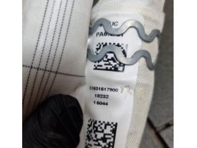 bontott RENAULT MEGANE IV Grandtour Jobb Fejlégzsák