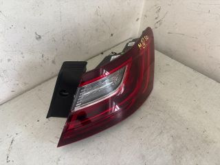 bontott RENAULT MEGANE IV Grandtour Jobb Külső Hátsó Lámpa