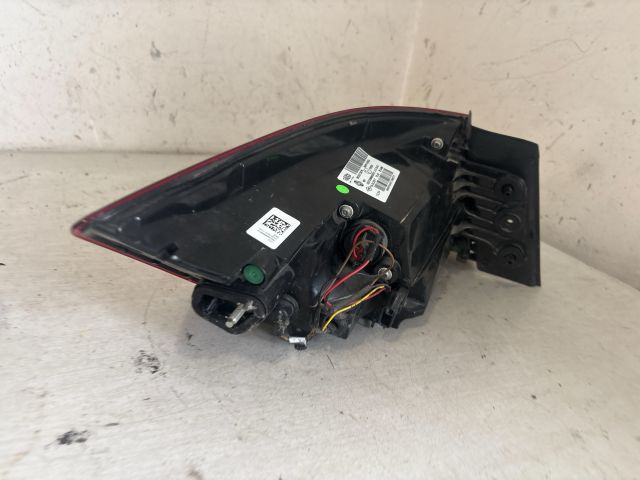 bontott RENAULT MEGANE IV Grandtour Jobb Külső Hátsó Lámpa