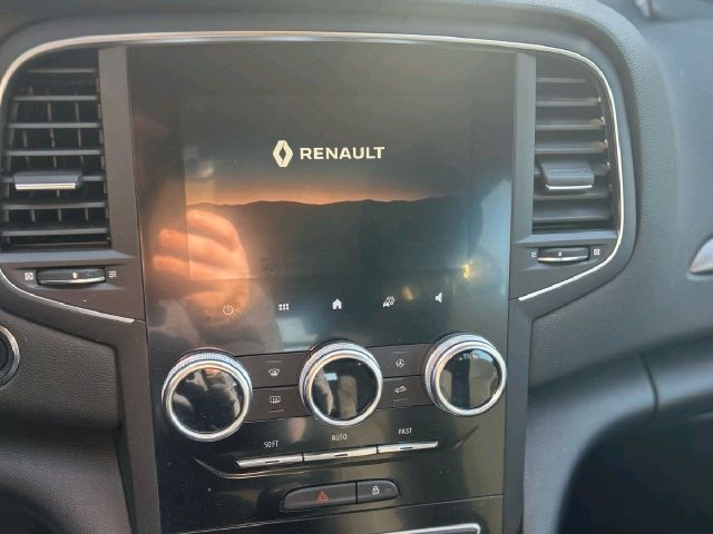 bontott RENAULT MEGANE IV Grandtour Navigációs Fejegység