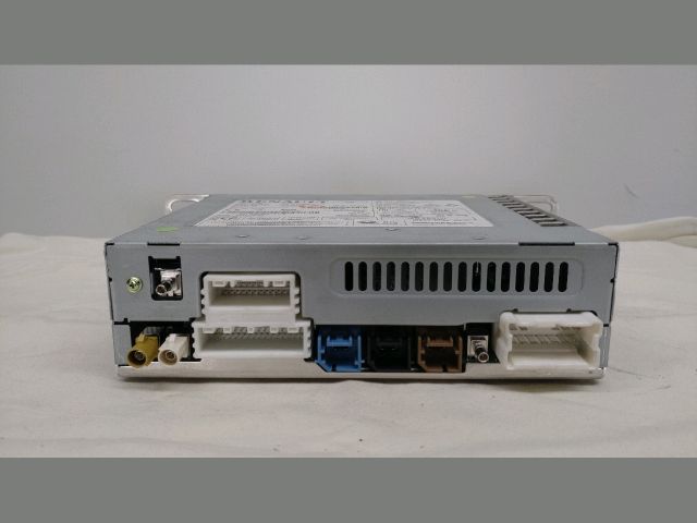 bontott RENAULT MEGANE IV Grandtour Rádió / CD