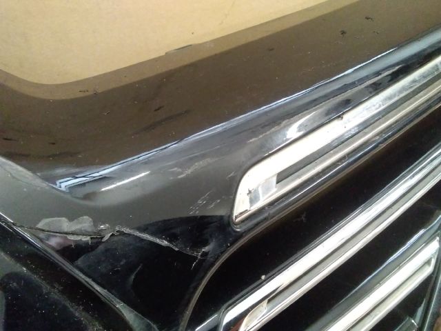 bontott RENAULT MEGANE IV Hűtőrács