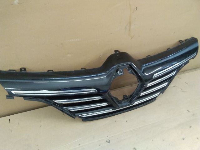 bontott RENAULT MEGANE IV Hűtőrács