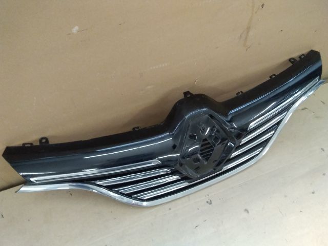 bontott RENAULT MEGANE IV Hűtőrács