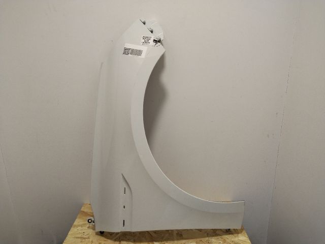 bontott RENAULT MEGANE IV Jobb első Sárvédő