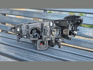 bontott RENAULT MEGANE IV Jobb Fényszóró