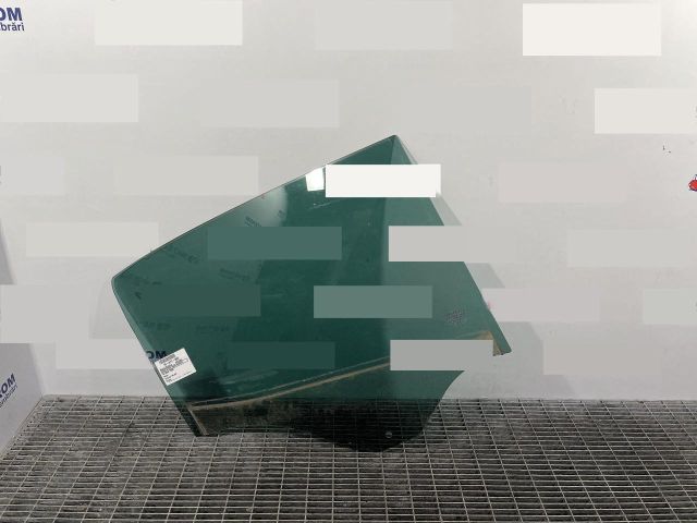 bontott RENAULT MEGANE IV Jobb hátsó Ablak