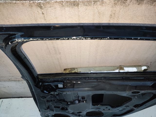 bontott RENAULT MEGANE IV Jobb hátsó Ajtó (Üres lemez)