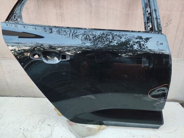 bontott RENAULT MEGANE IV Jobb hátsó Ajtó (Üres lemez)