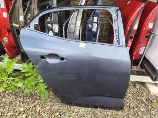 bontott RENAULT MEGANE IV Jobb hátsó Ajtó (Üres lemez)