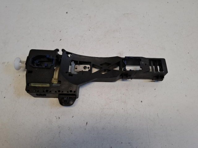 bontott RENAULT MEGANE IV Jobb hátsó Külső Kilincsfészek