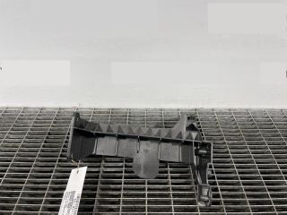 bontott RENAULT MEGANE IV Jobb hátsó Lökhárító Tartó (Műanyag)