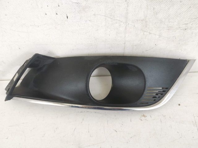 bontott RENAULT MEGANE IV Jobb Ködlámpa Rács